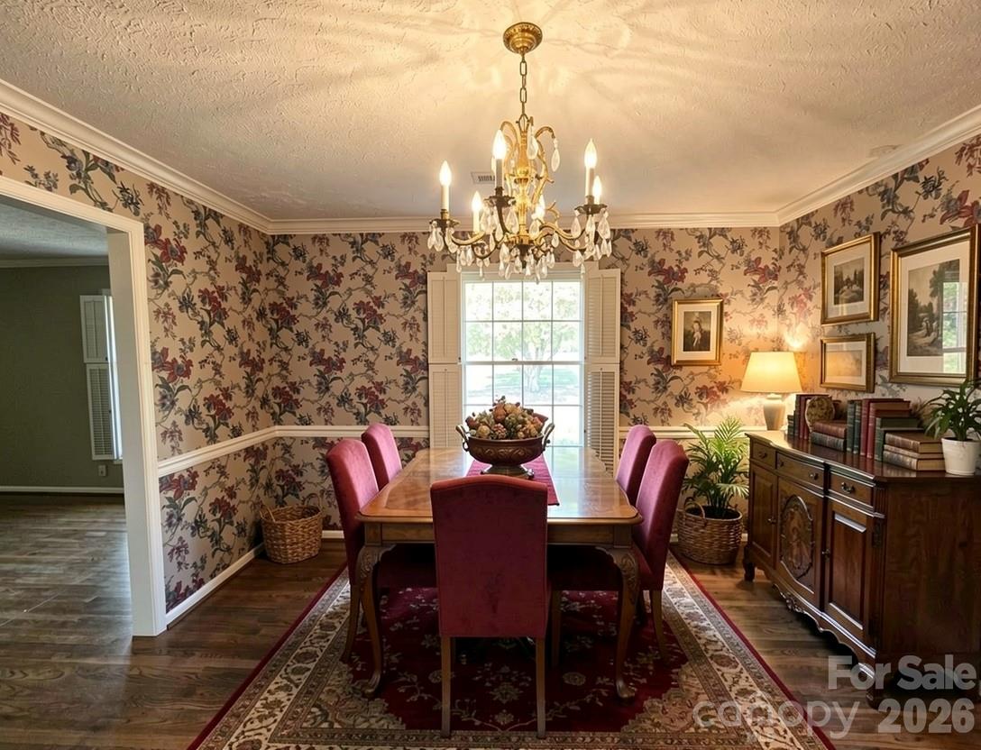 Single Family Residence at 524 Country Club Circle, Shelby, photo 8 of 39