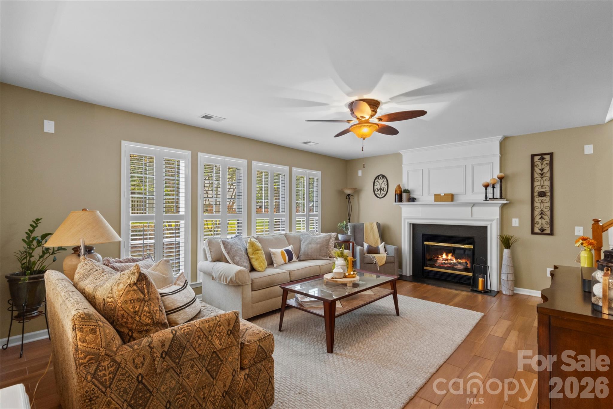 Living room offers plenty of seating configurations - 18912 Harbor Cove Drive, Cornelius
