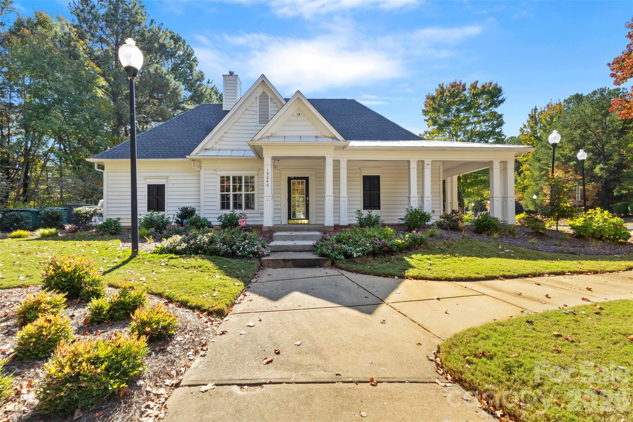 Community clubhouse - 18912 Harbor Cove Drive, Cornelius
