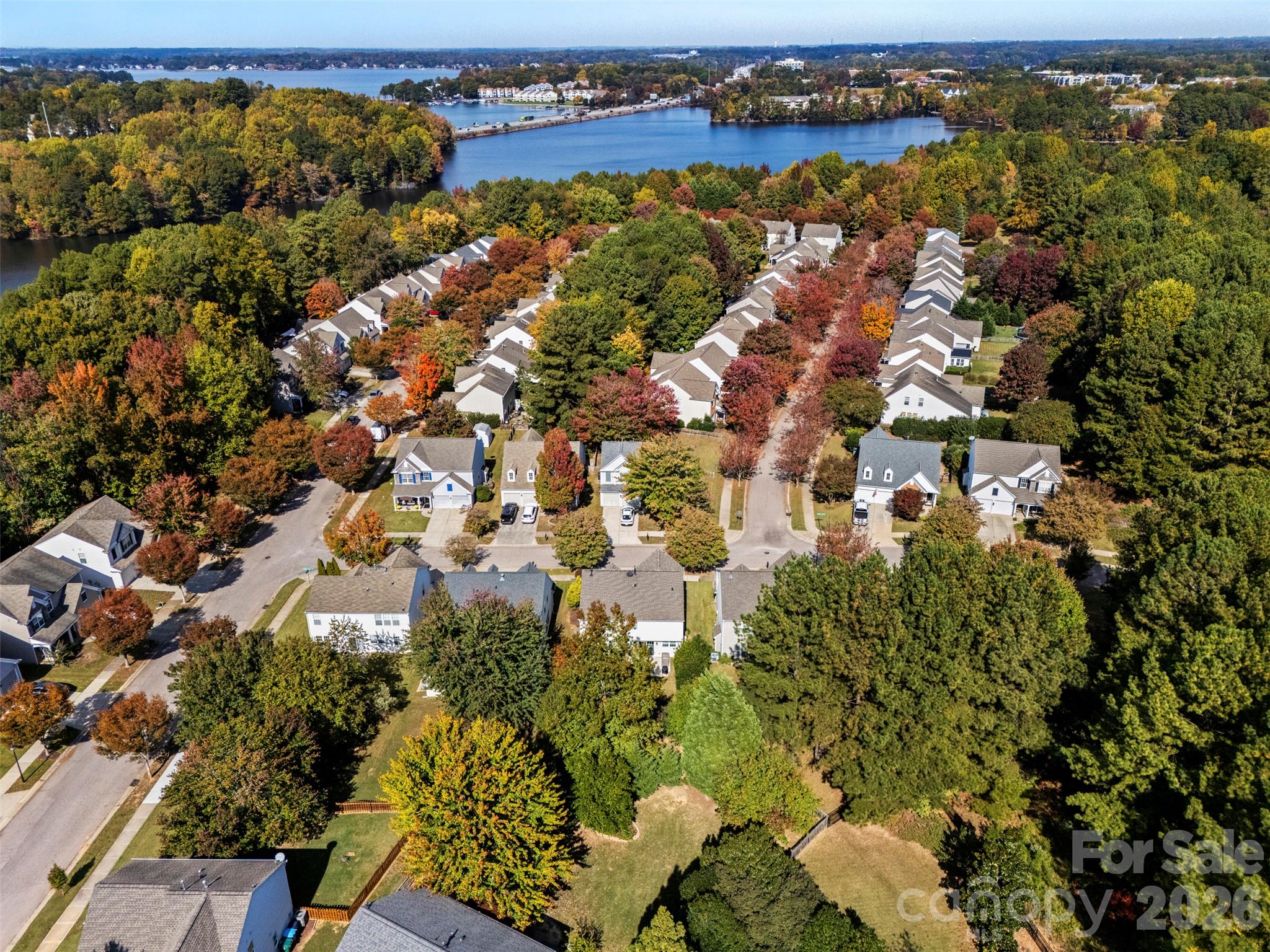 Neighborhood has scenic walking trails while also being close to downtown Davidson and Cornelius - 18912 Harbor Cove Drive, Cornelius