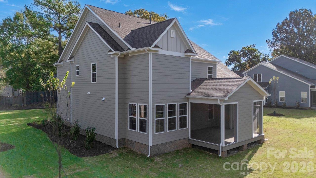 Single Family Residence at 6910 Alexander Road, Charlotte, photo 35 of 37