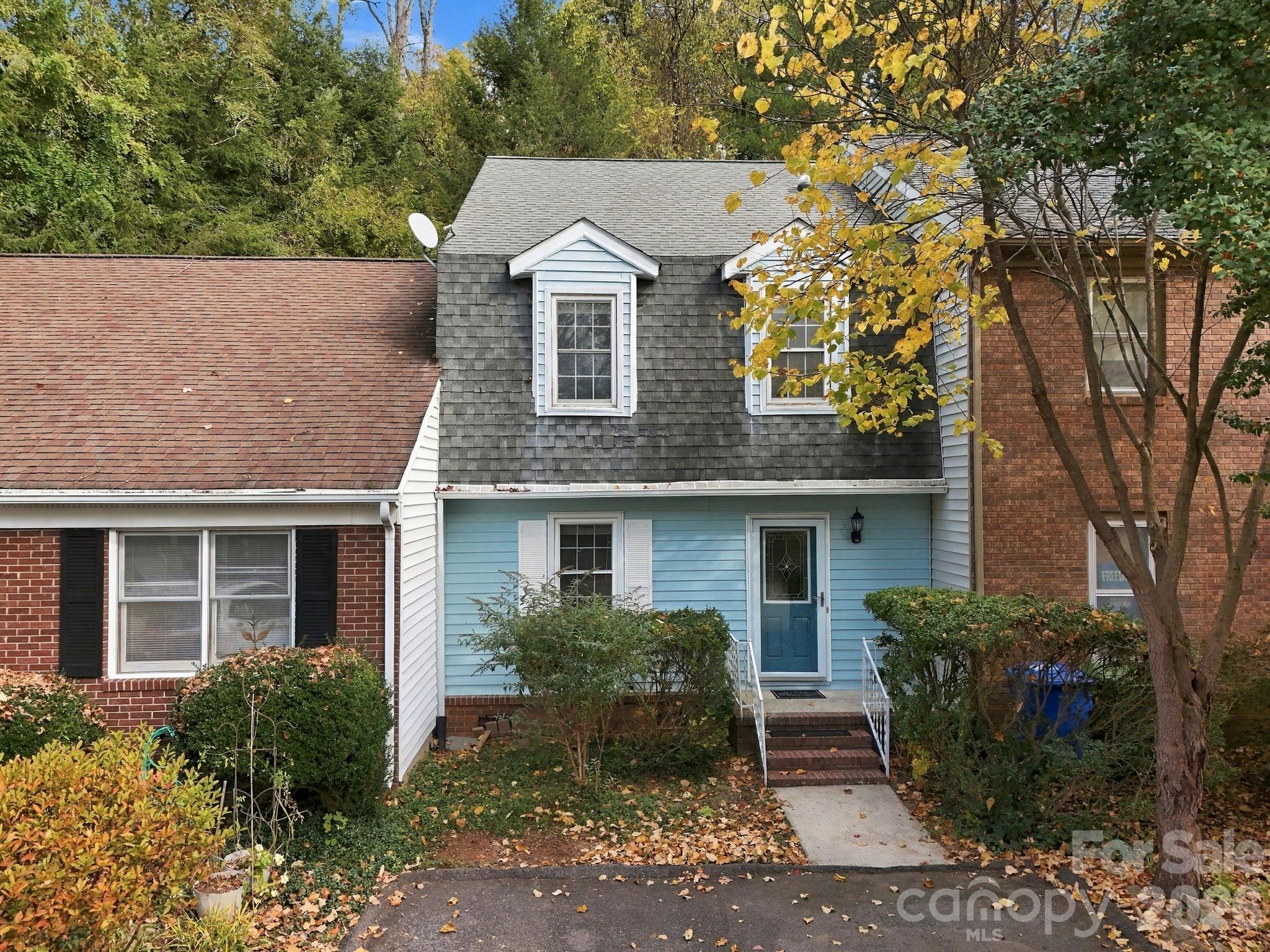 Townhouse at 39 Wildwood Avenue, Asheville, photo 28 of 48
