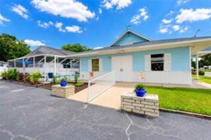 Manufactured Home at 4121 JOYFUL LN, ZEPHYRHILLS, photo 26 of 31