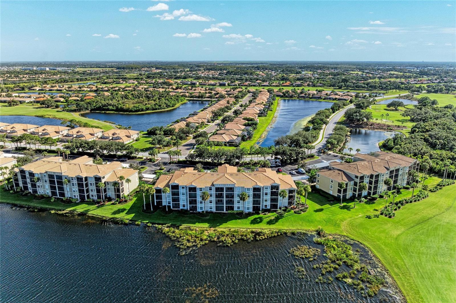 Condominium at 7705 GRAND ESTUARY TRL #208, BRADENTON, photo 5 of 81