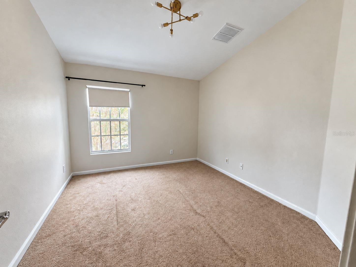 Townhouse at 10204 ESTERO BAY LN, TAMPA, photo 11 of 19