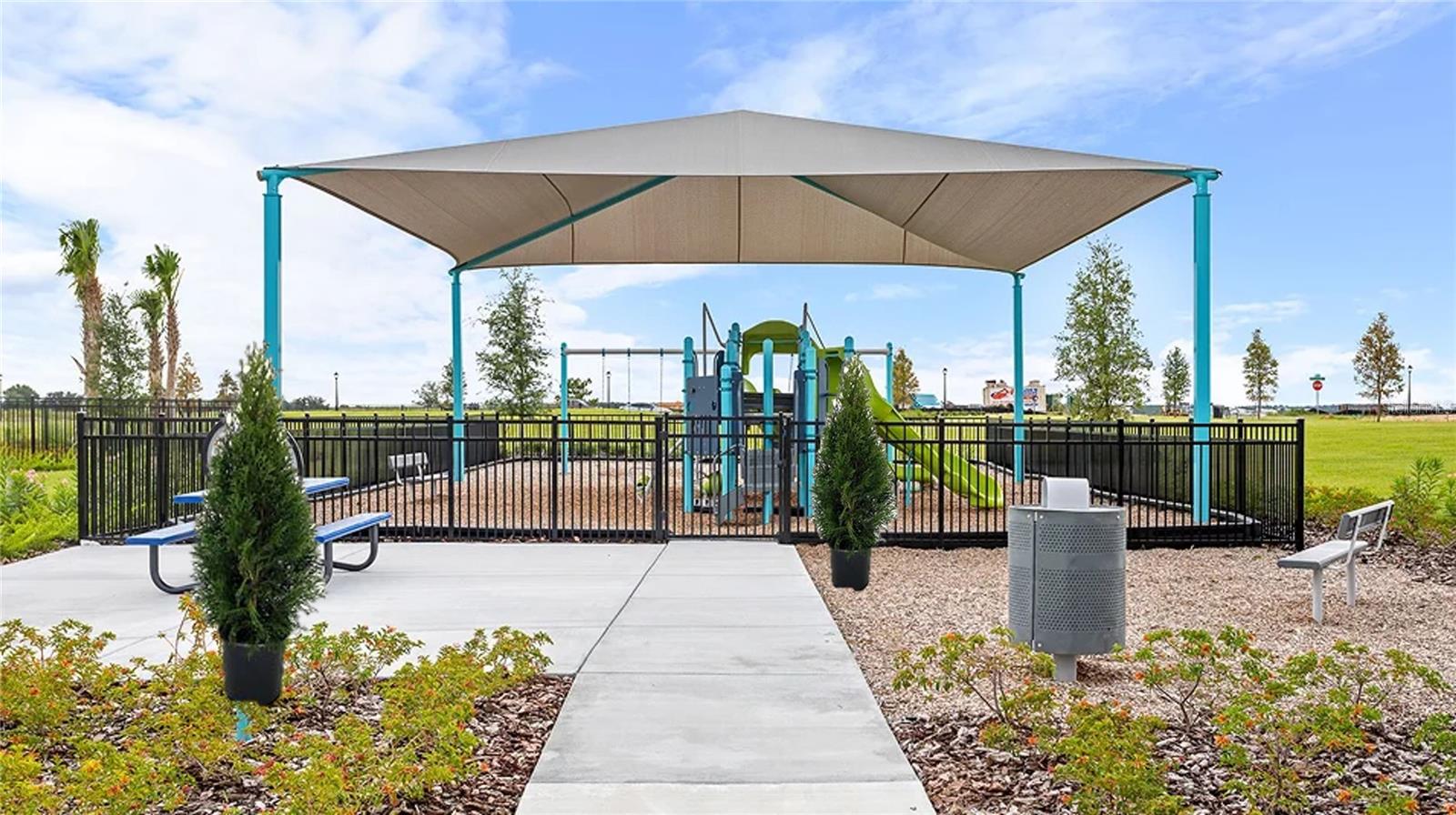 Amenities - 186 GLENFIELD DR, DAVENPORT