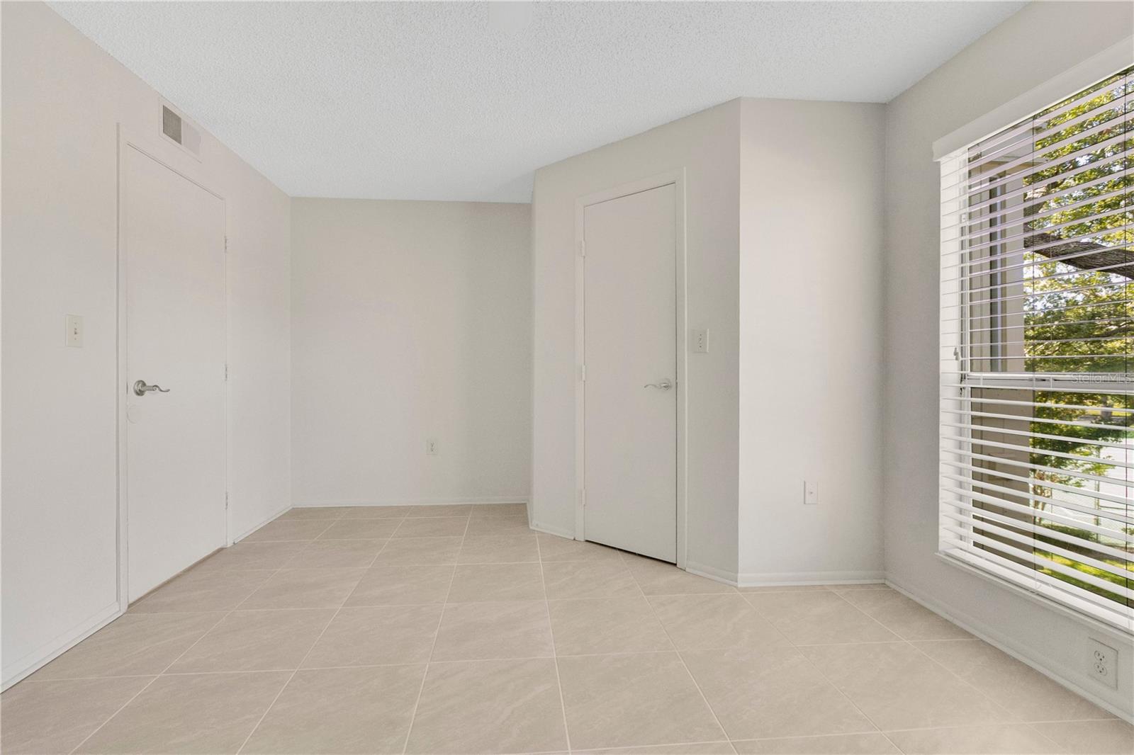 Condominium at 115 112TH AVE NE #617, ST PETERSBURG, photo 6 of 23