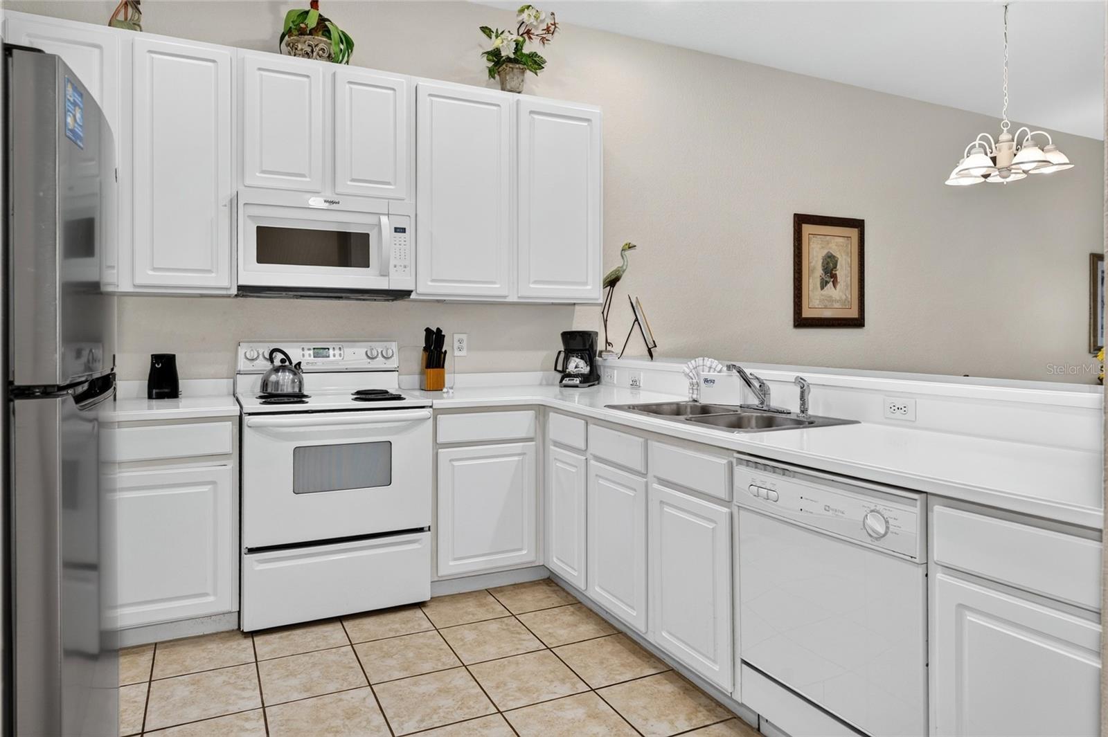 Condominium at 312 LUCAYA LOOP #312, DAVENPORT, photo 7 of 30