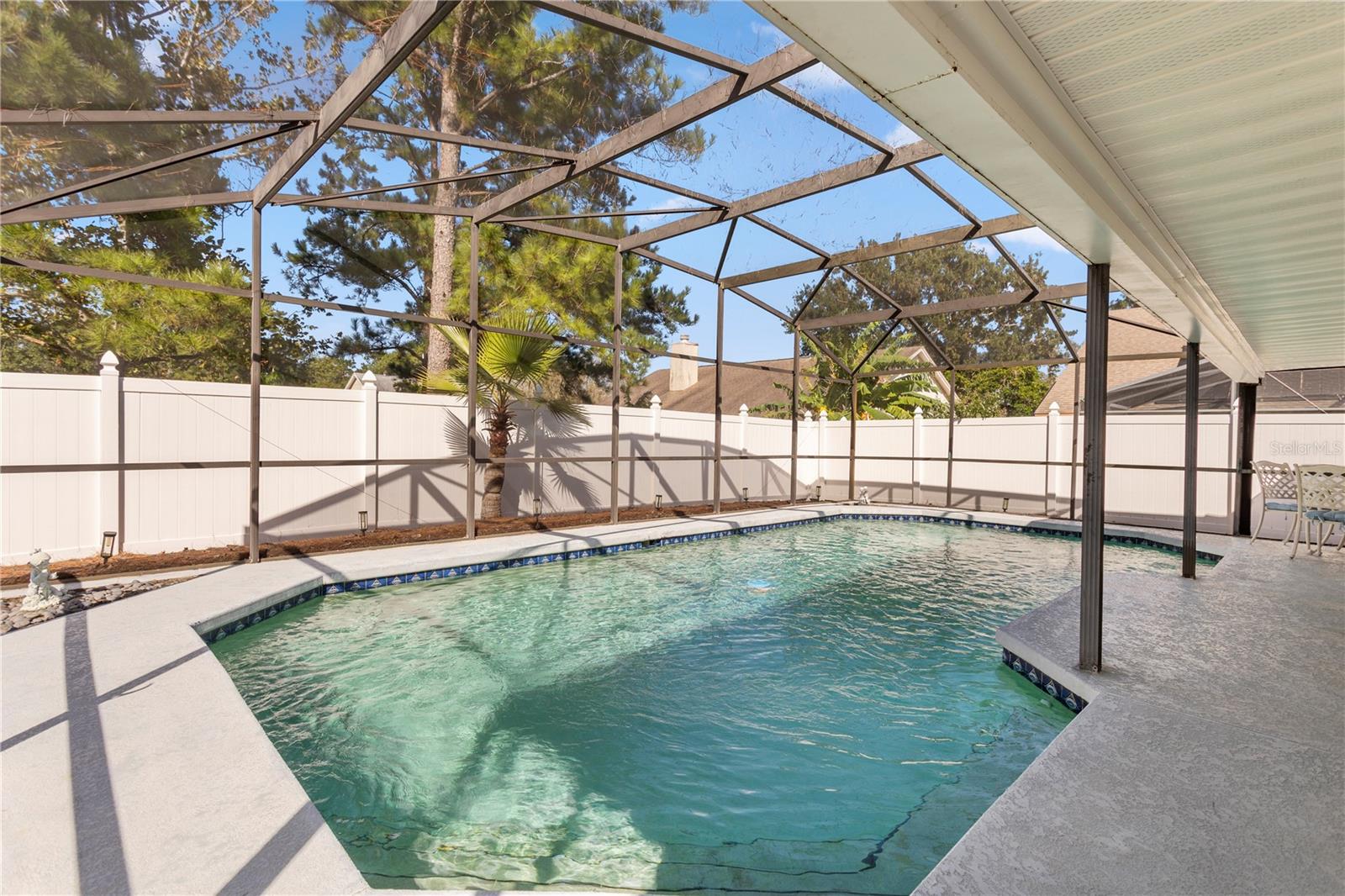 Single Family Residence at 3755 SAINT LUCIE CT, WINTER SPRINGS, photo 3 of 32