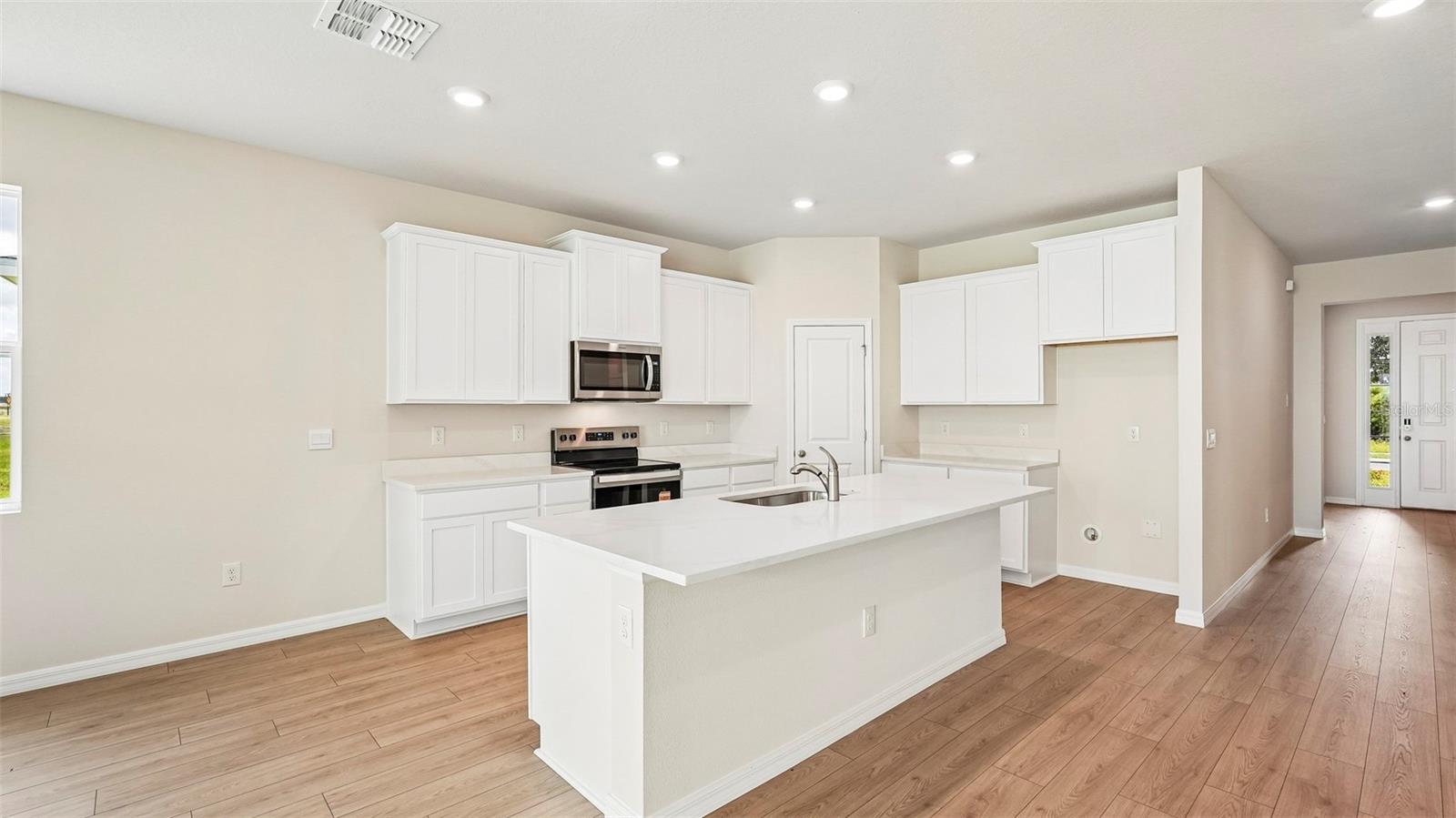 Single Family Residence at 2048 VANDALIA PL, PARRISH, photo 5 of 31