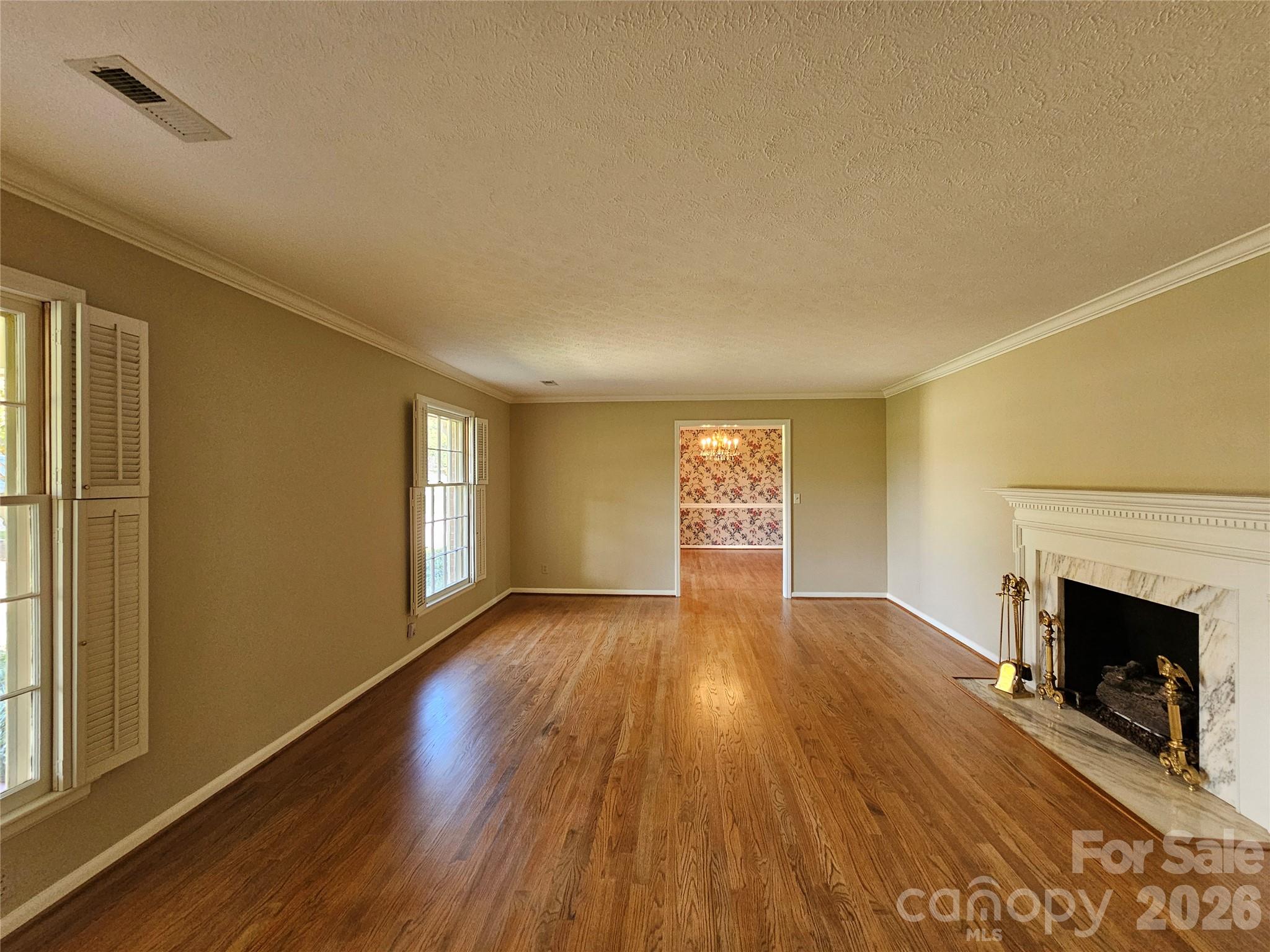 Single Family Residence at 524 Country Club Circle, Shelby, photo 5 of 39