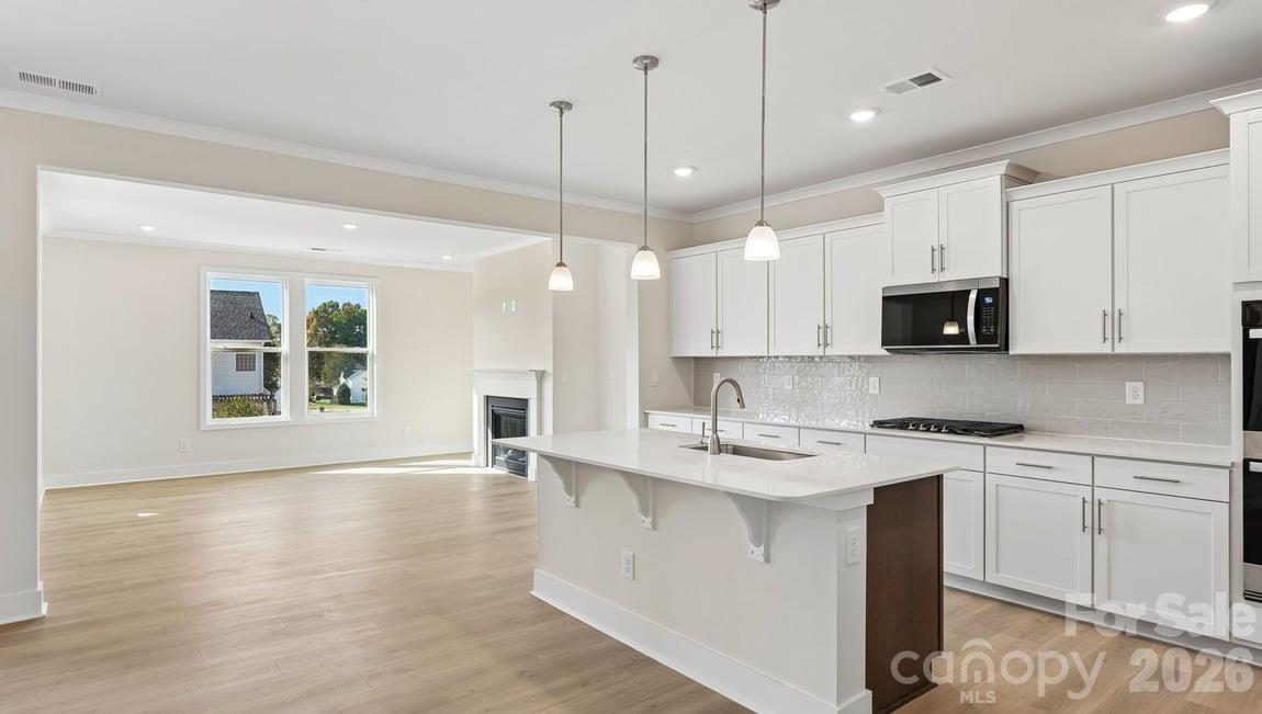 Single Family Residence at 4237 Round Table Drive, Gastonia, photo 15 of 48