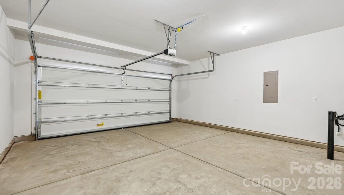 Single Family Residence at 4237 Round Table Drive, Gastonia, photo 22 of 48