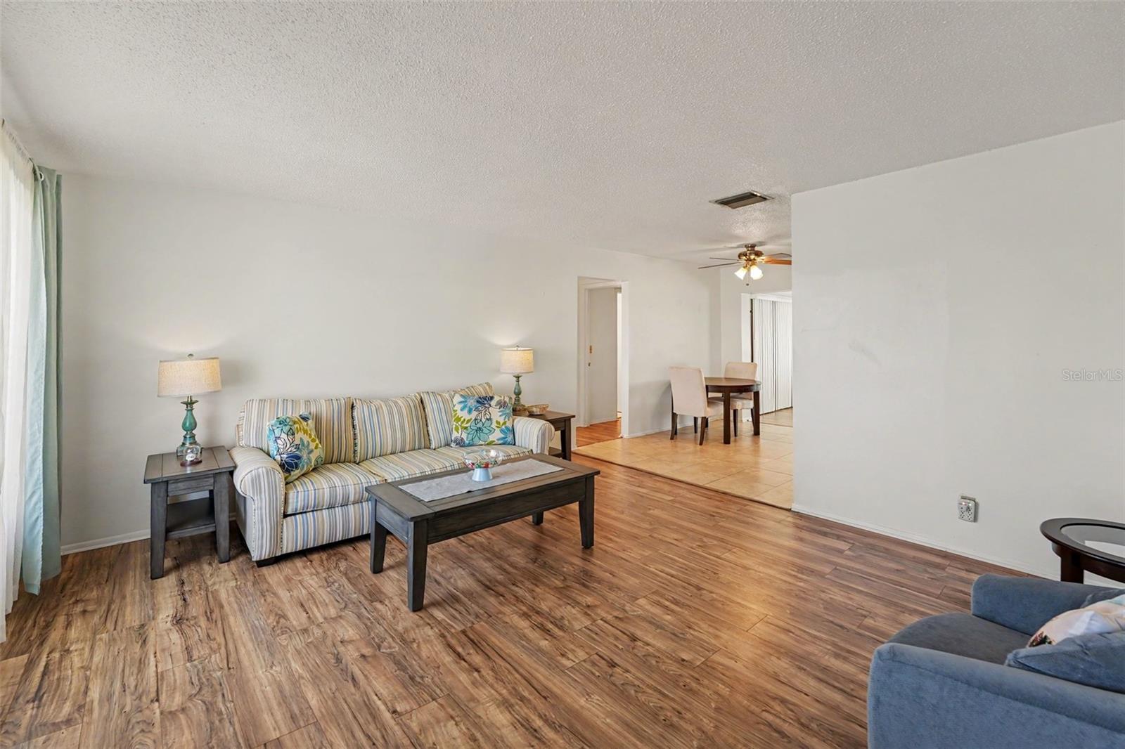 LVP Flooring - 3474 101ST TER N, PINELLAS PARK