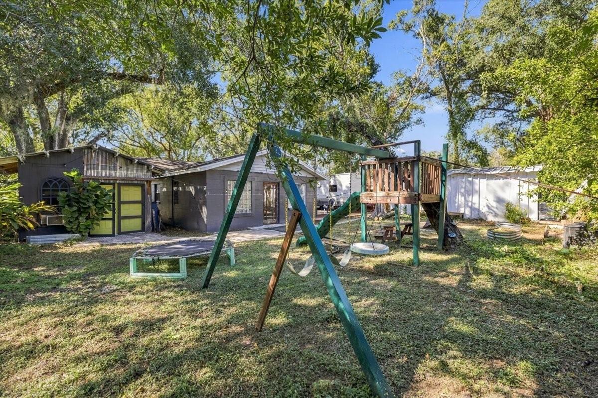 Single Family Residence at 7017 N WILLOW AVE, TAMPA, photo 39 of 39