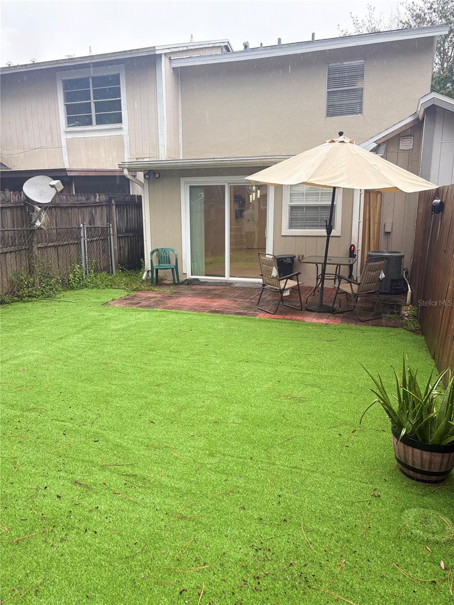 Townhouse at 14116 VILLAGE TERRACE DR, TAMPA, photo 18 of 18