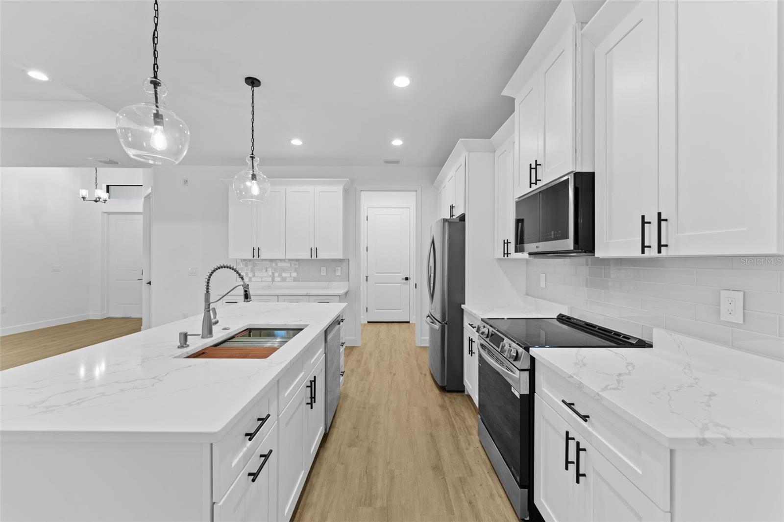 Single Family Residence at 2426 CHIPLEY AVE, NORTH PORT, photo 14 of 39