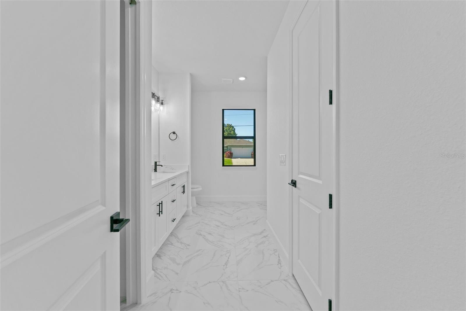 Single Family Residence at 2426 CHIPLEY AVE, NORTH PORT, photo 27 of 39