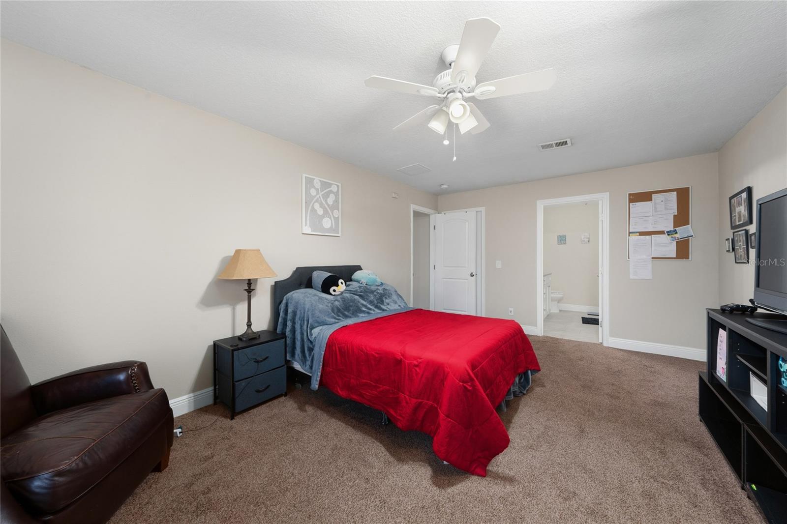 Single Family Residence at 12131 AGANA ST, ORLANDO, photo 22 of 28