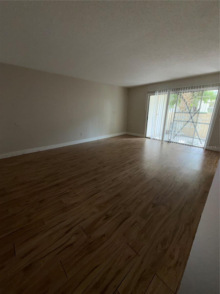 Condominium at 6120 CURRY FORD RD #140, ORLANDO, photo 3 of 8