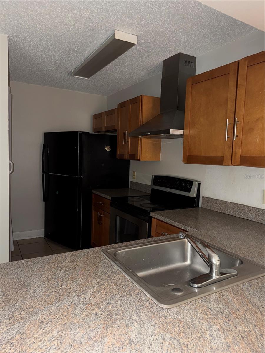Condominium at 6120 CURRY FORD RD #140, ORLANDO, photo 4 of 8