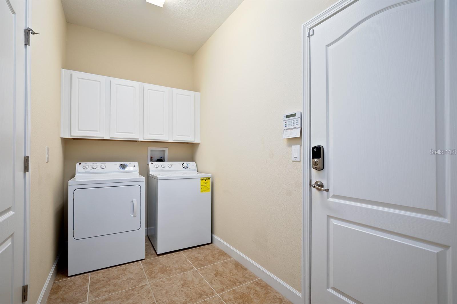 Single Family Residence at 1392 DOLPHIN HEAD ST, DAVENPORT, photo 21 of 35