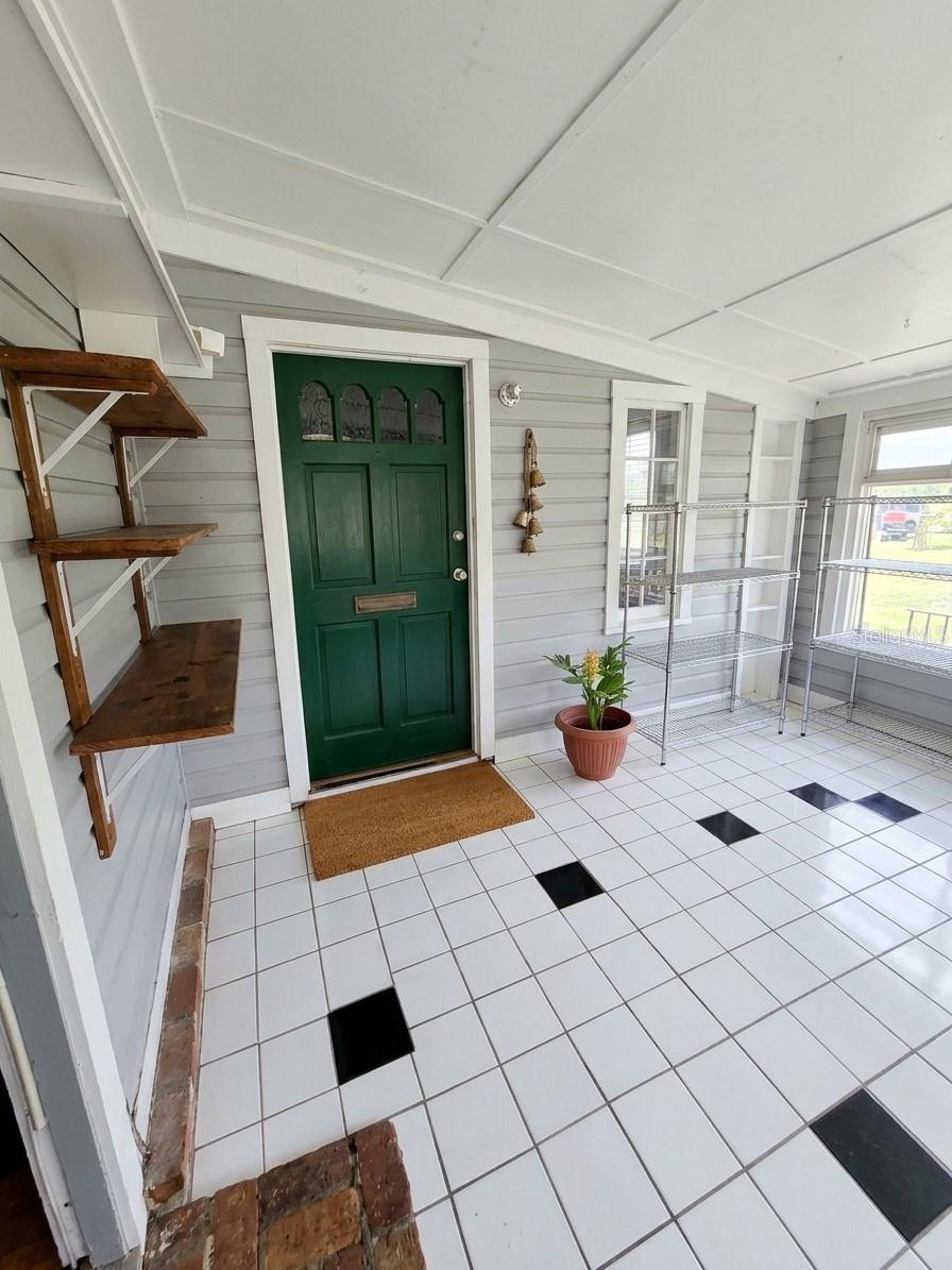 Single Family Residence at 35245 DAMIEN RD, LEESBURG, photo 7 of 30