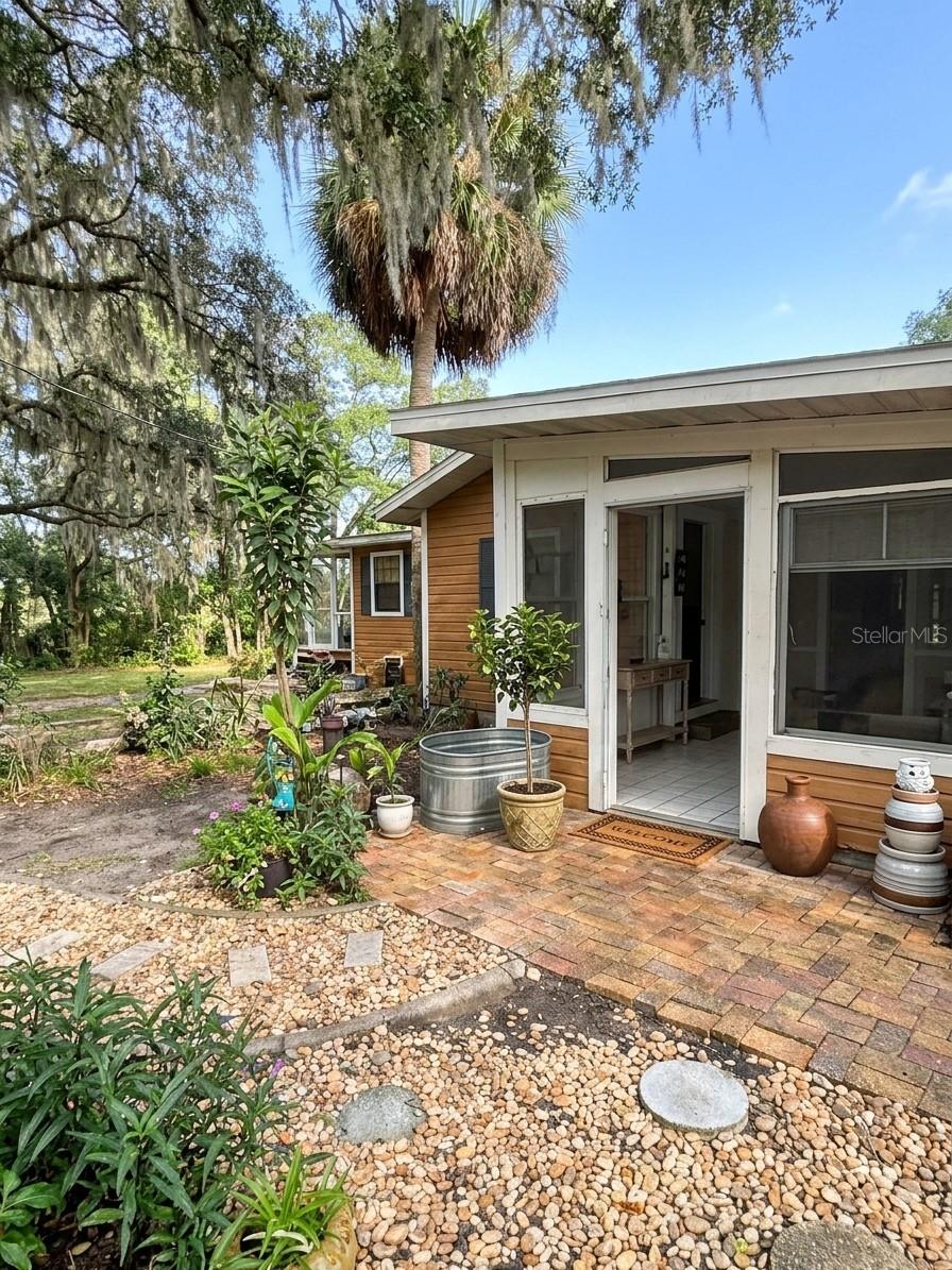 Single Family Residence at 35245 DAMIEN RD, LEESBURG, photo 26 of 30