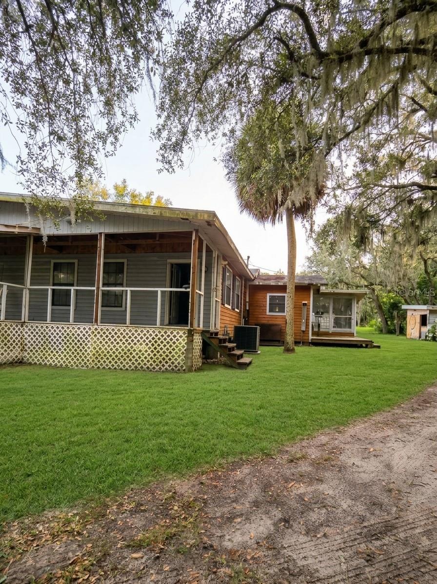 Single Family Residence at 35245 DAMIEN RD, LEESBURG, photo 27 of 30