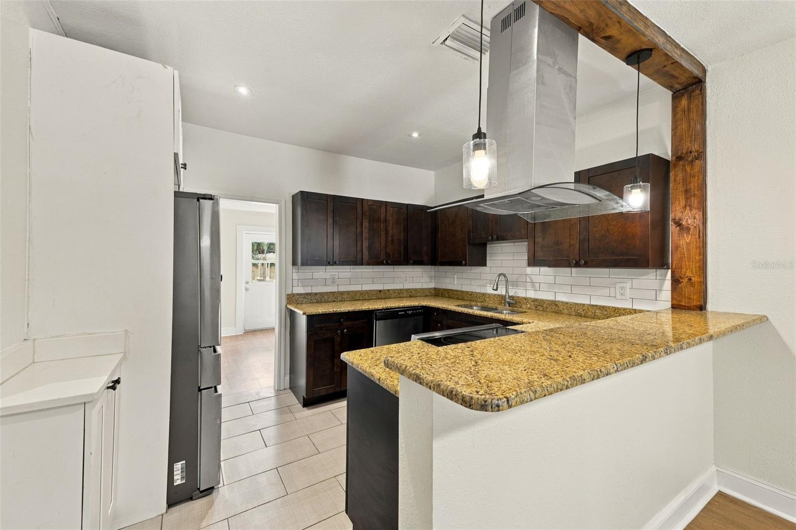 Single Family Residence at 2005 E NORTH BAY ST, TAMPA, photo 6 of 25