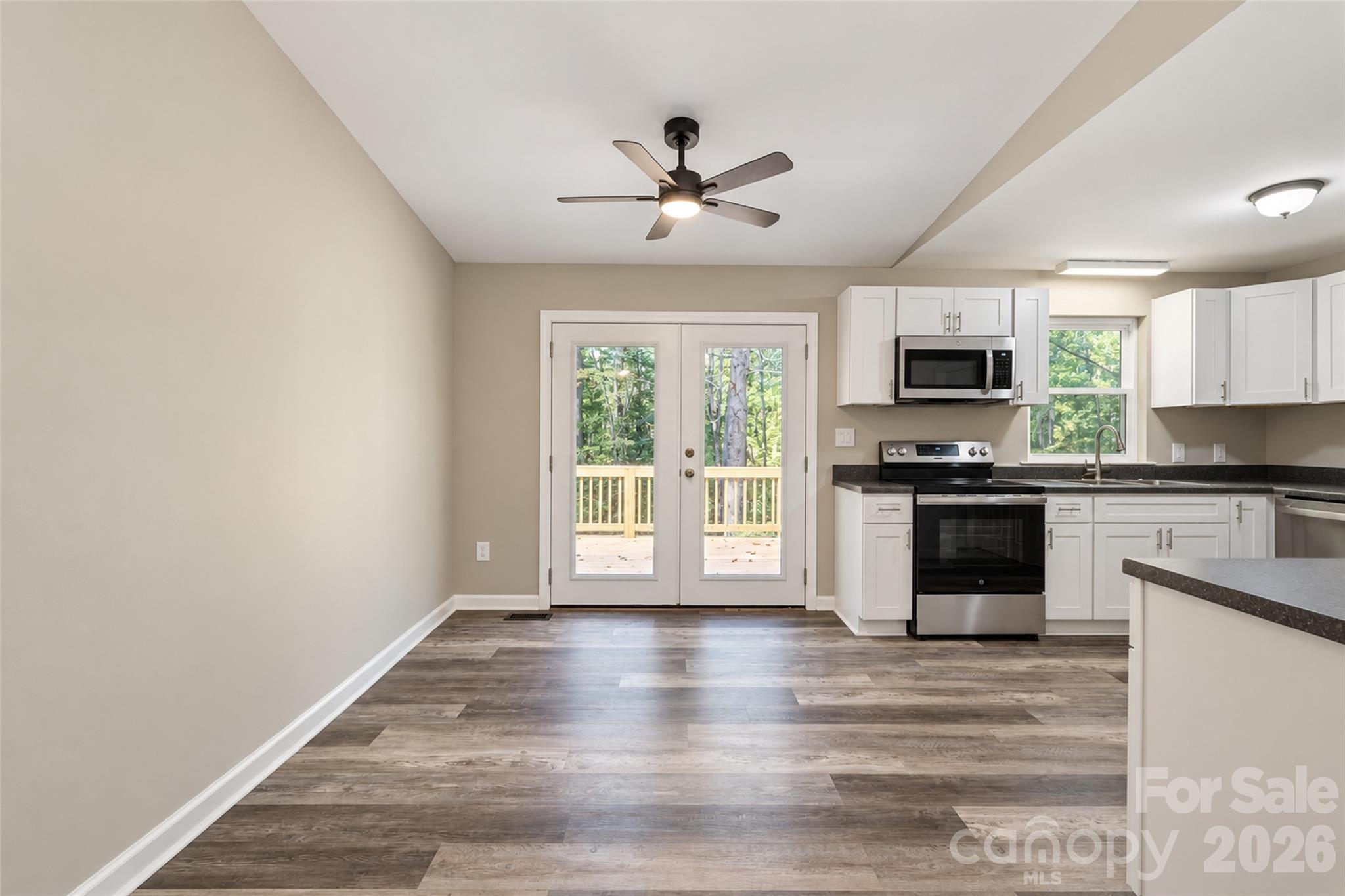 Single Family Residence at 114 Lauren Court, Gastonia, photo 7 of 32