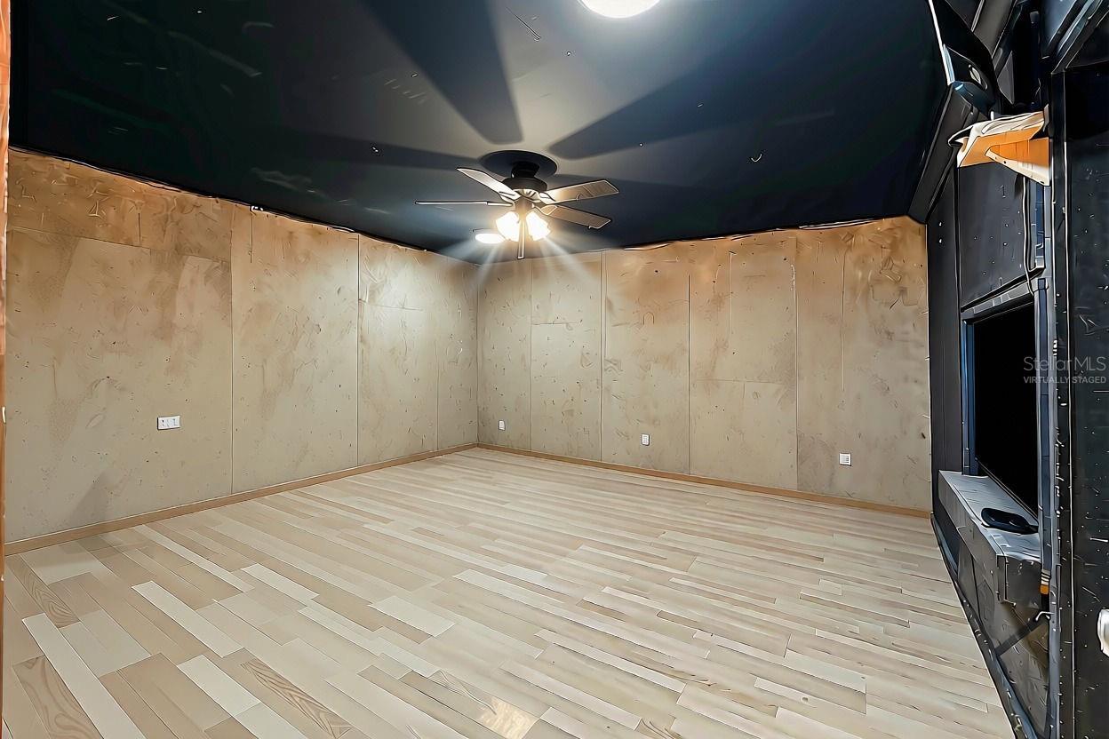 Virtually Staged - 10209 N LOLA ST, TAMPA