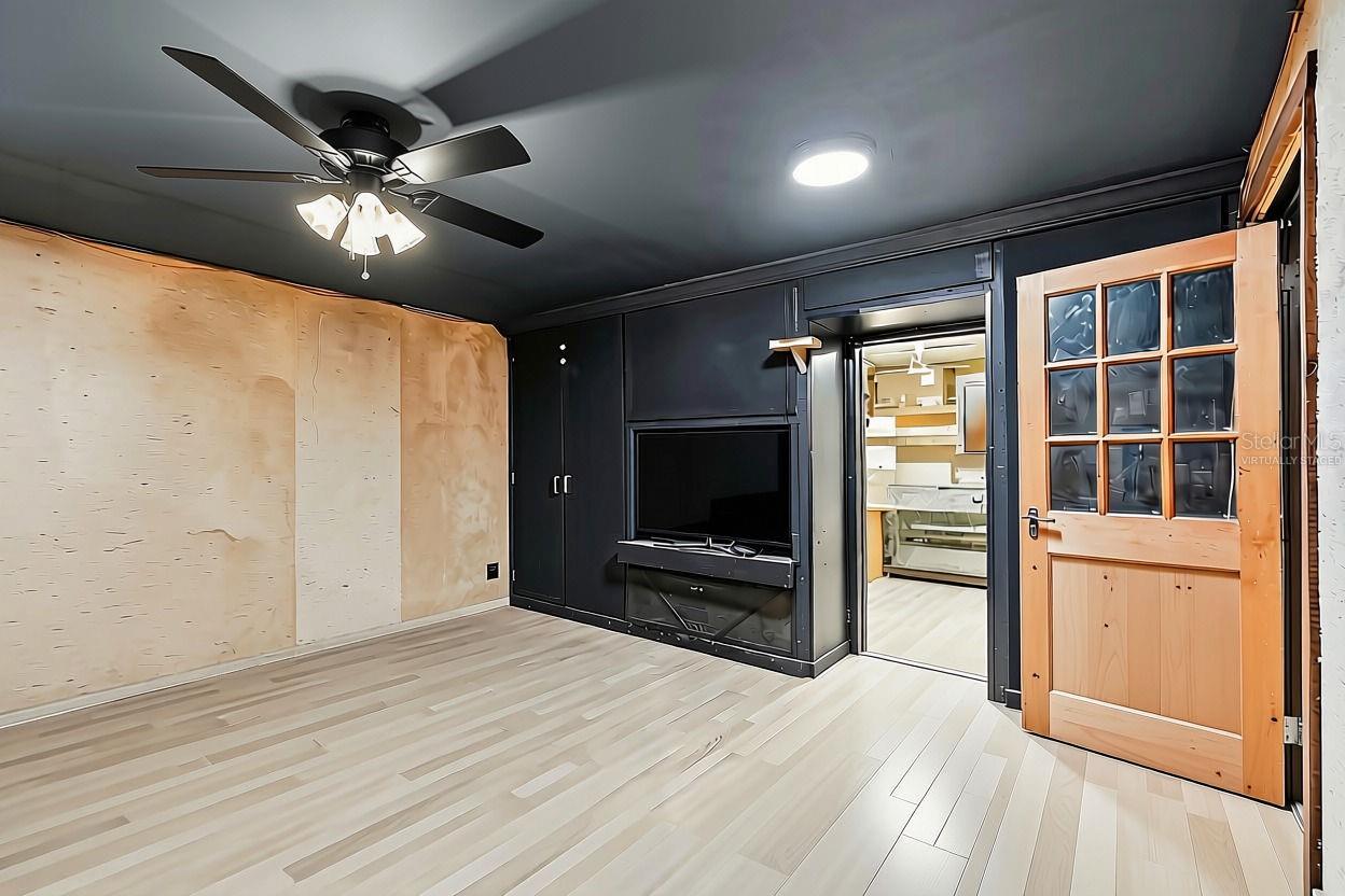 Virtually Staged - 10209 N LOLA ST, TAMPA
