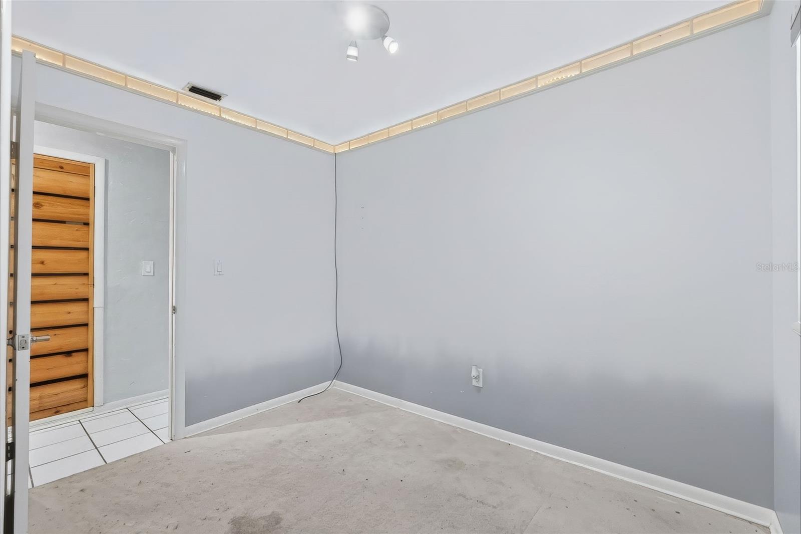 Single Family Residence at 10209 N LOLA ST, TAMPA, photo 34 of 52