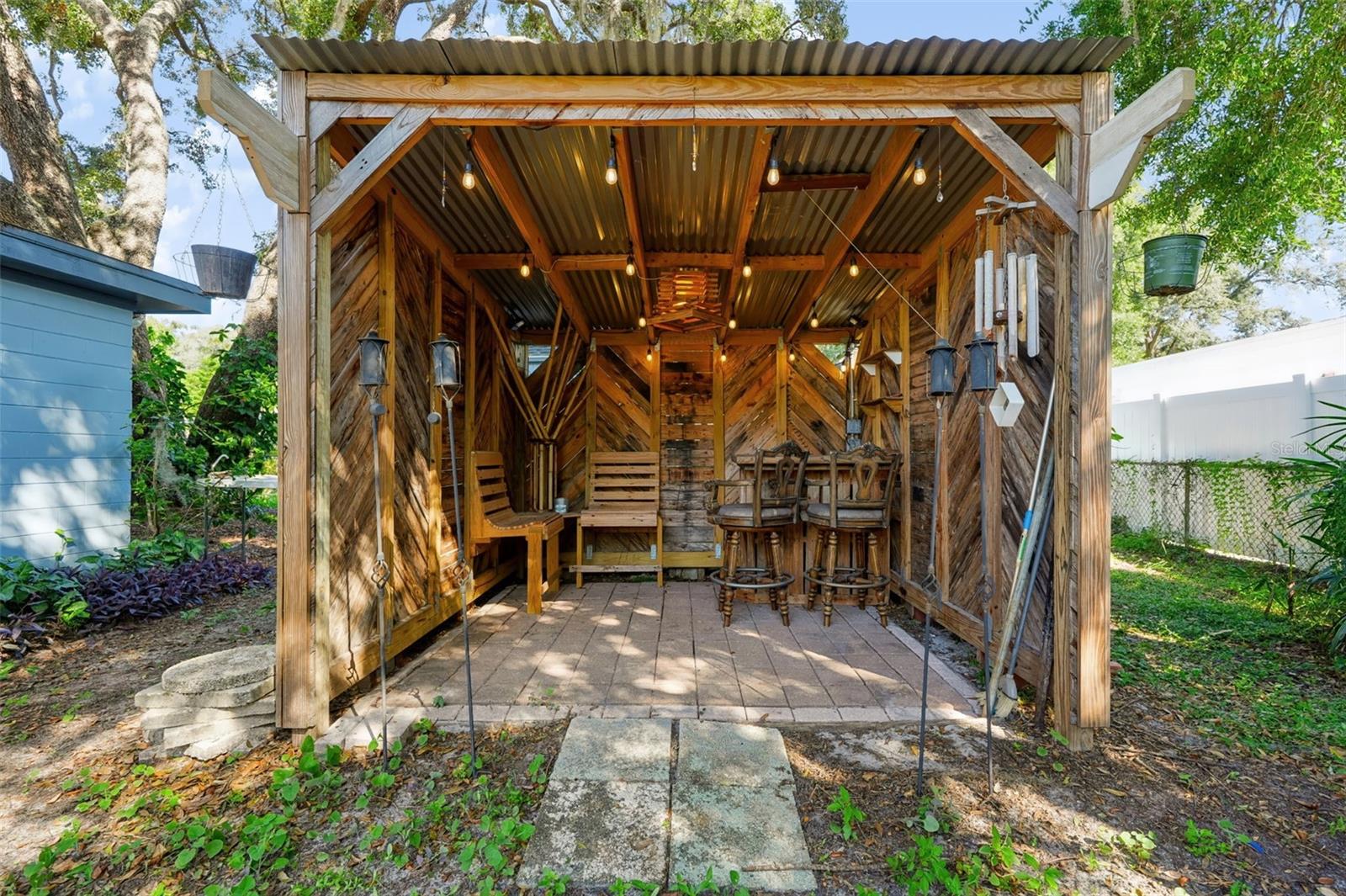 Single Family Residence at 10209 N LOLA ST, TAMPA, photo 38 of 52
