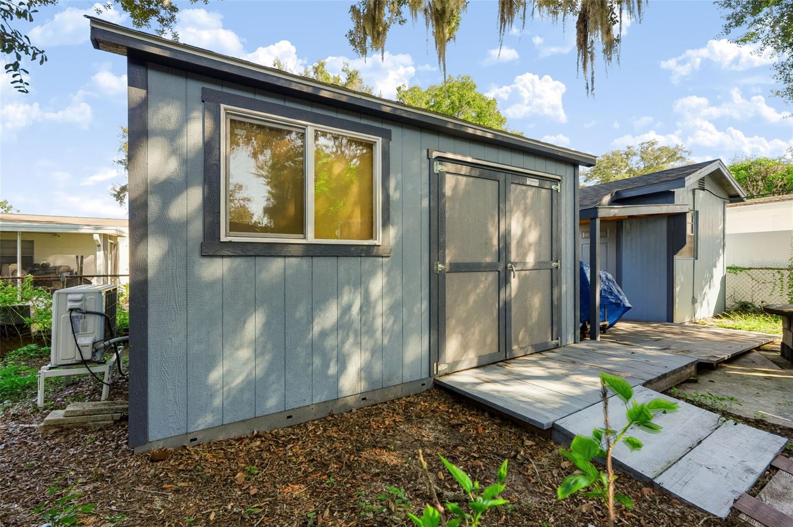 Workshop - 10209 N LOLA ST, TAMPA
