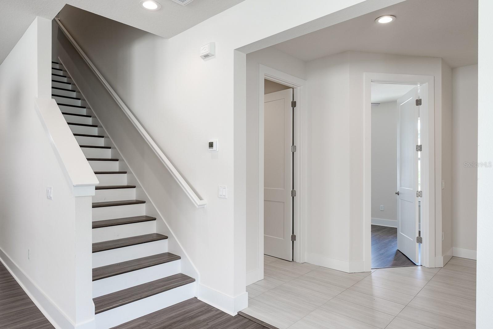 Single Family Residence at 2076 PARAGON CIR W, CLEARWATER, photo 36 of 66