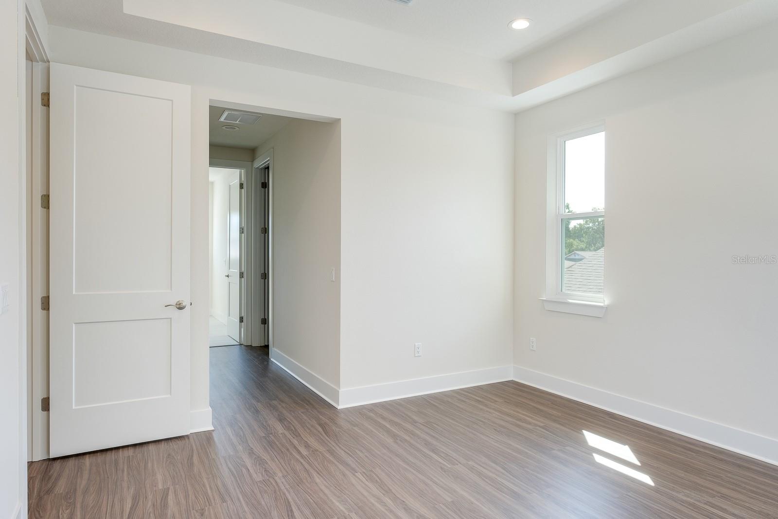 Single Family Residence at 2076 PARAGON CIR W, CLEARWATER, photo 41 of 66