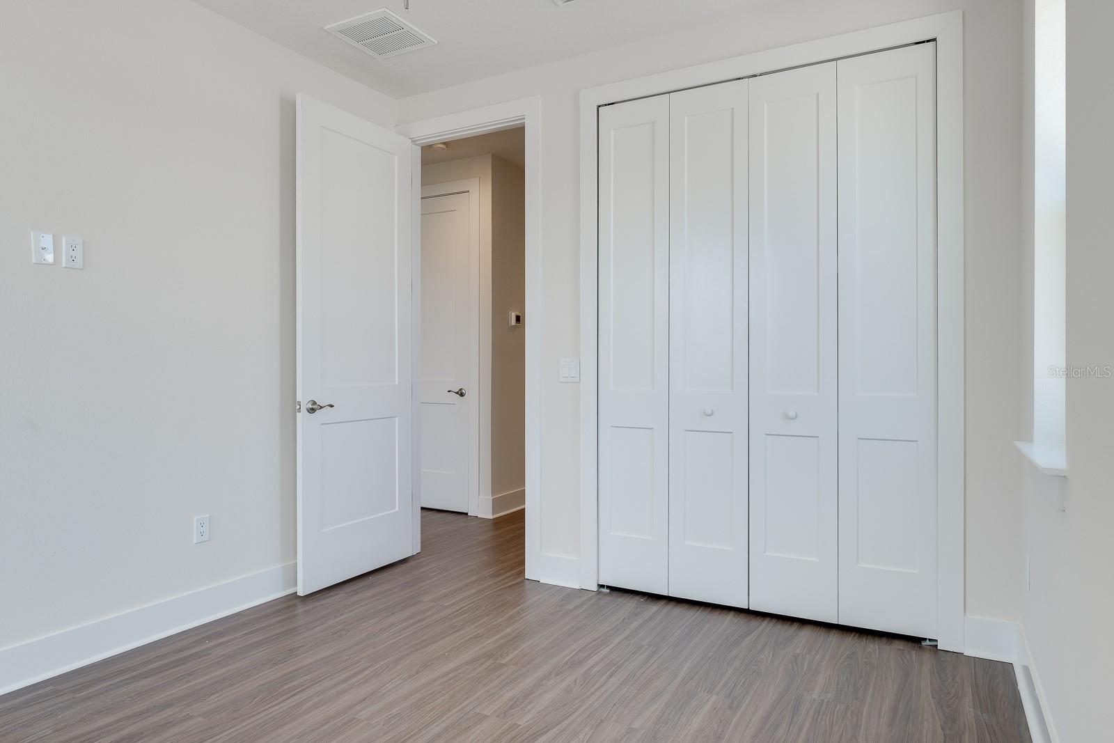 Single Family Residence at 2076 PARAGON CIR W, CLEARWATER, photo 59 of 66