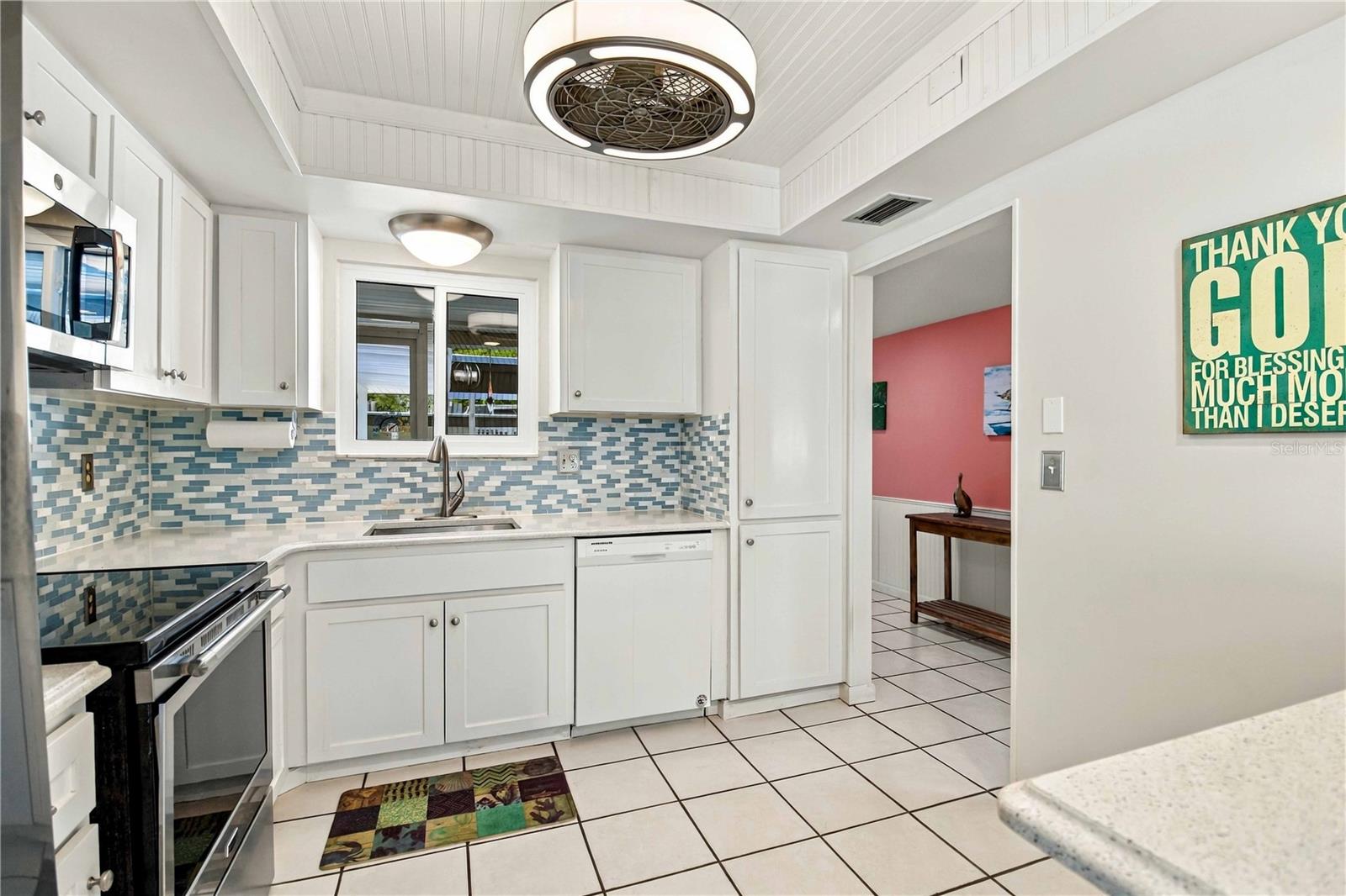 Villa at 1272 BELLEFLOWER ST #128, SARASOTA, photo 8 of 47