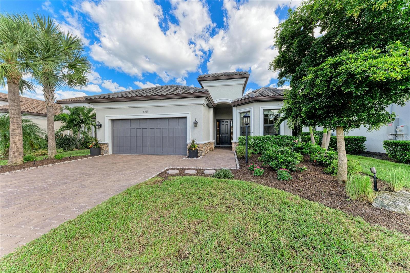 Single Family Residence at 6261 MESA GLN, BRADENTON, photo 8 of 100