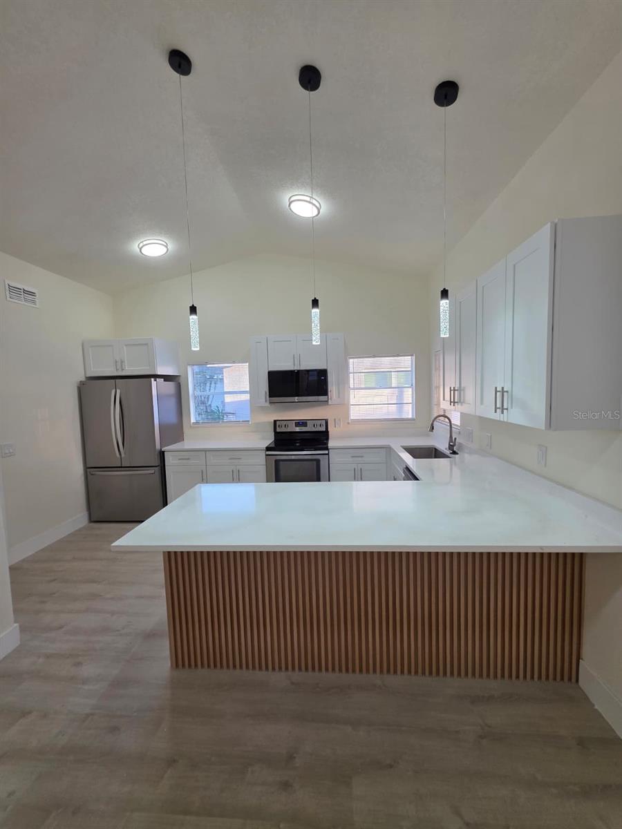 Single Family Residence at 2633 DIXIE LN, KISSIMMEE, photo 10 of 23