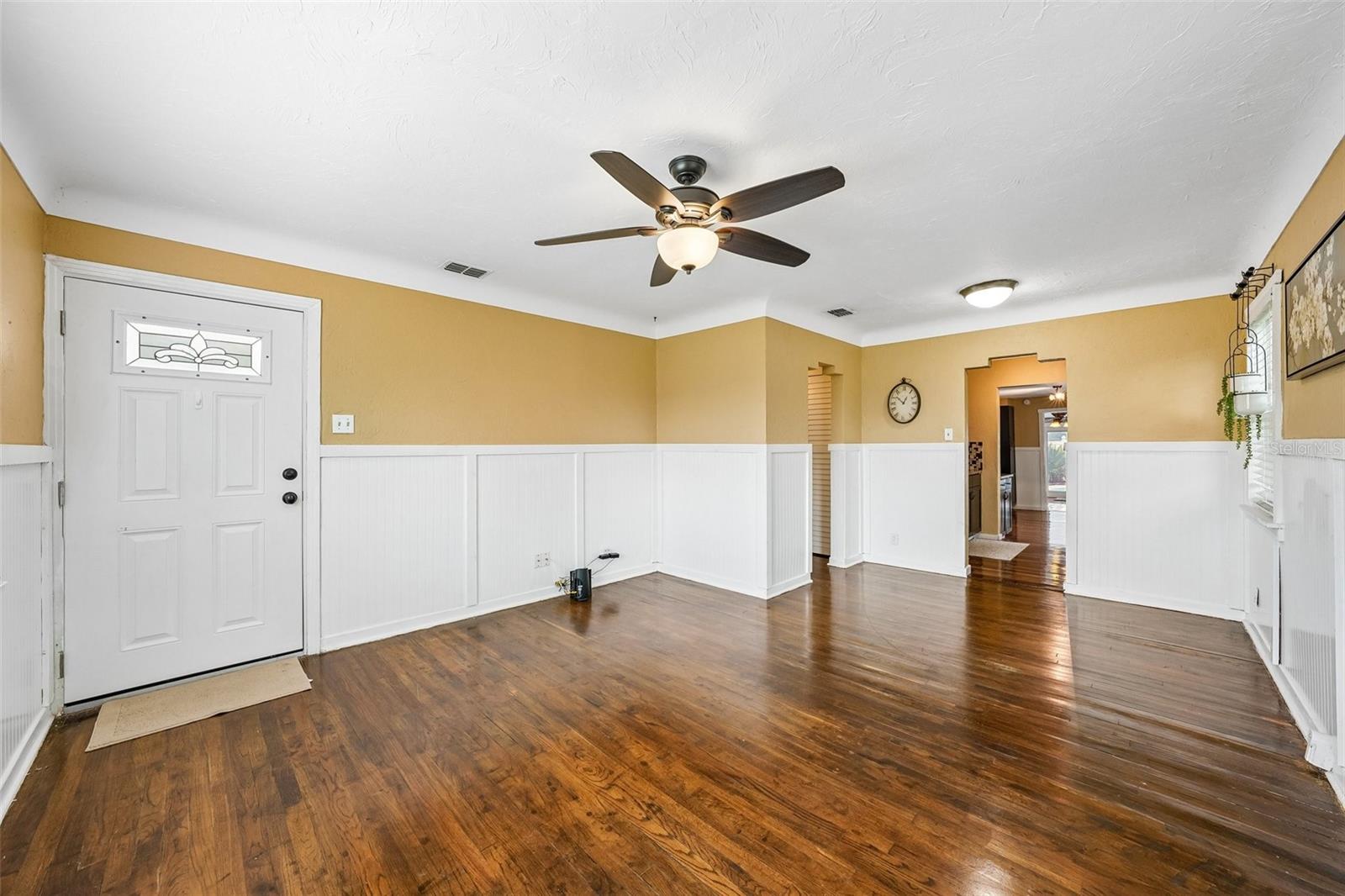 Single Family Residence at 4601 16TH AVE N, ST PETERSBURG, photo 5 of 38