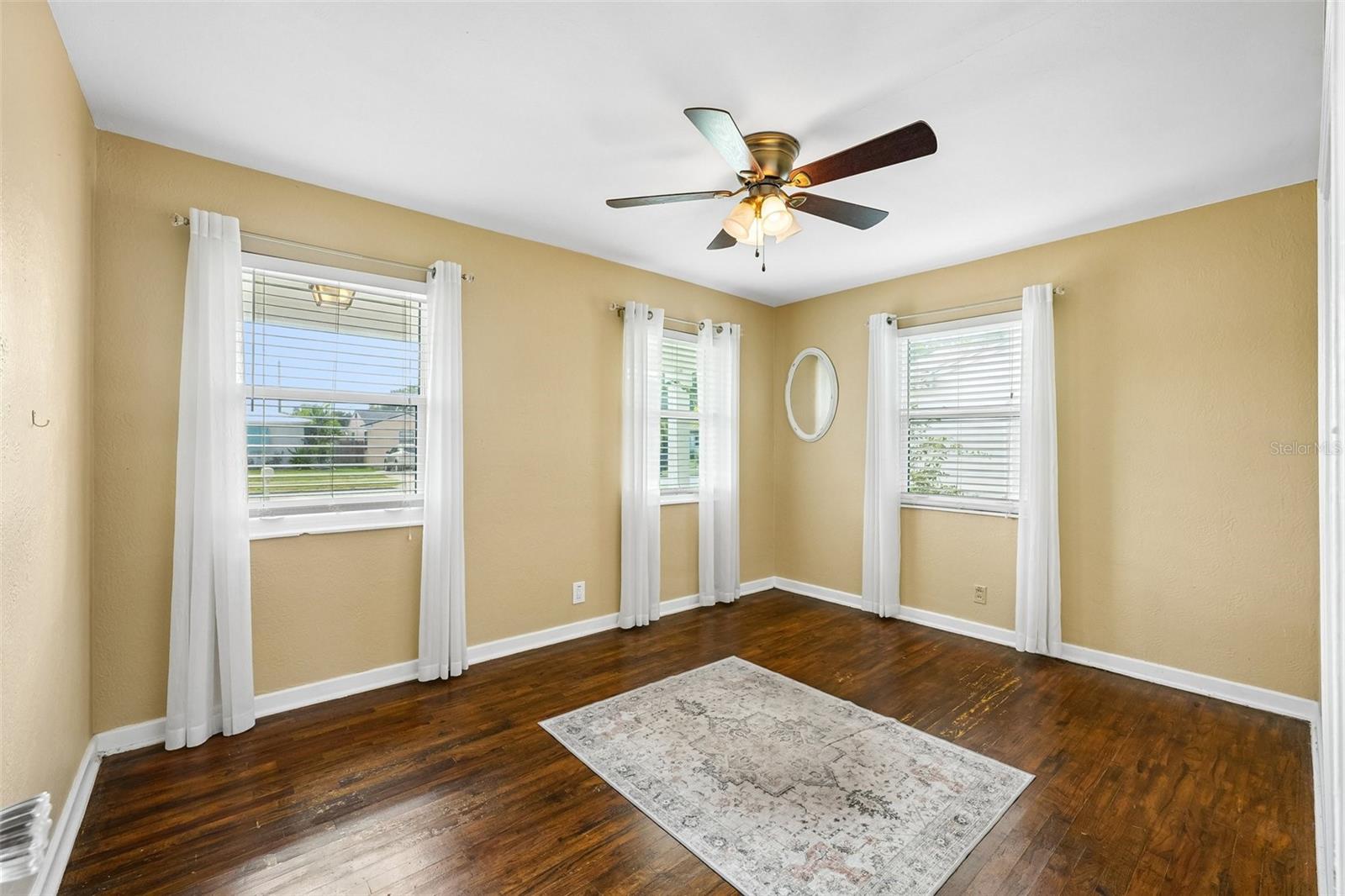 Single Family Residence at 4601 16TH AVE N, ST PETERSBURG, photo 16 of 38