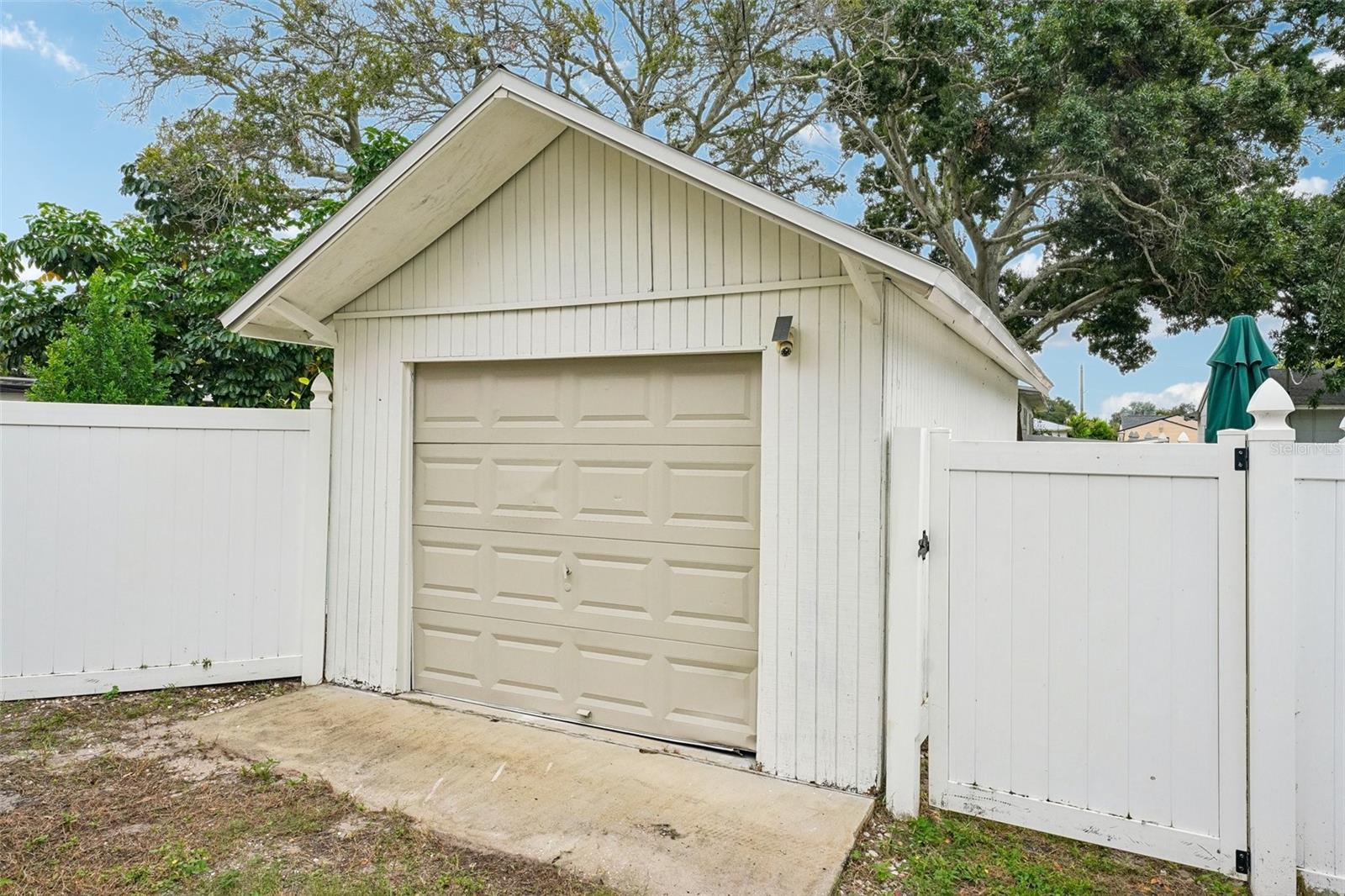 Single Family Residence at 4601 16TH AVE N, ST PETERSBURG, photo 35 of 38