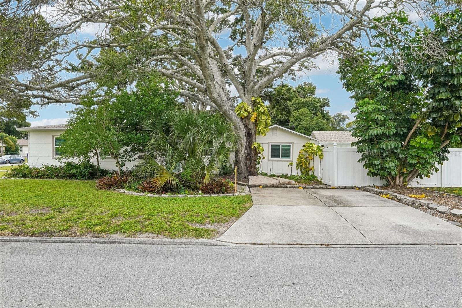 Single Family Residence at 4601 16TH AVE N, ST PETERSBURG, photo 38 of 38