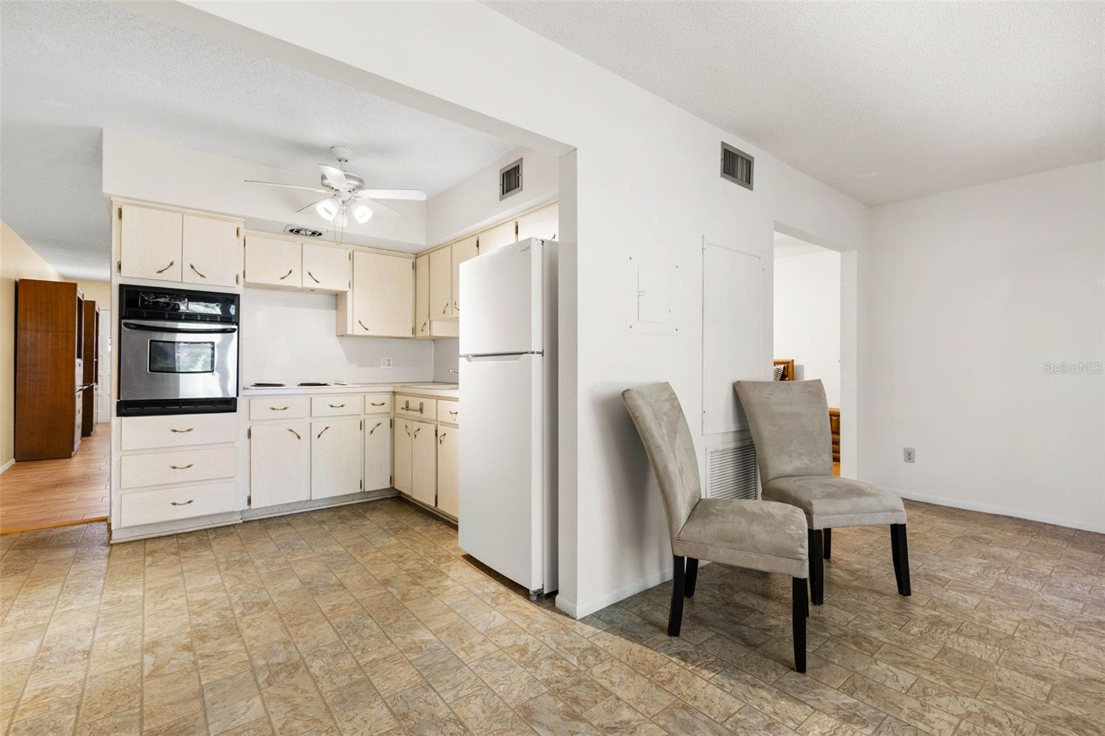 Condominium at 2426 PERSIAN DR #52, CLEARWATER, photo 15 of 37
