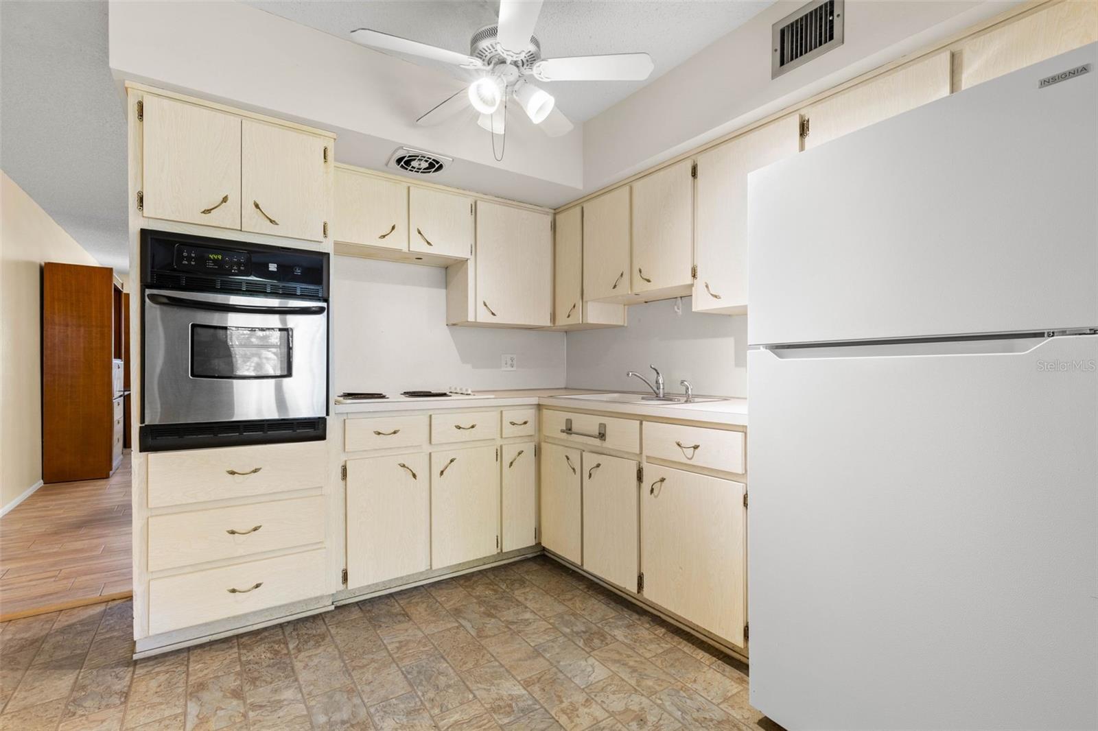 Condominium at 2426 PERSIAN DR #52, CLEARWATER, photo 17 of 37