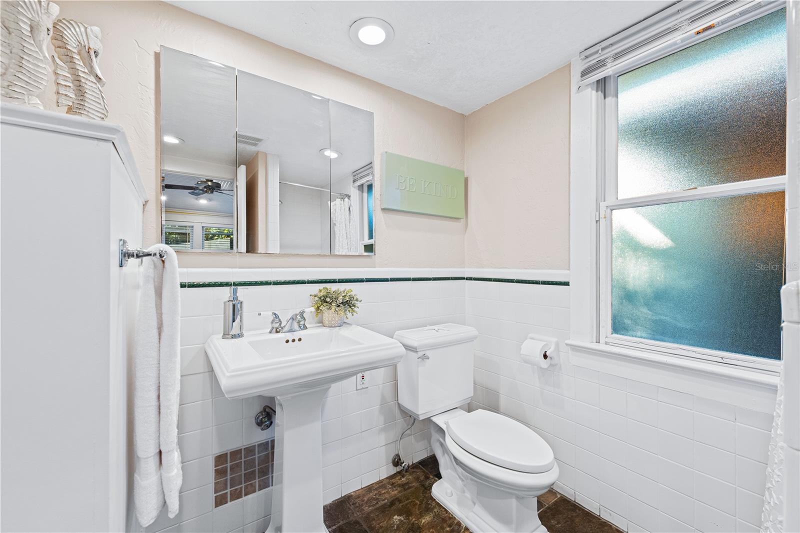 Single Family Residence at 634 OHIO PL, SARASOTA, photo 21 of 66