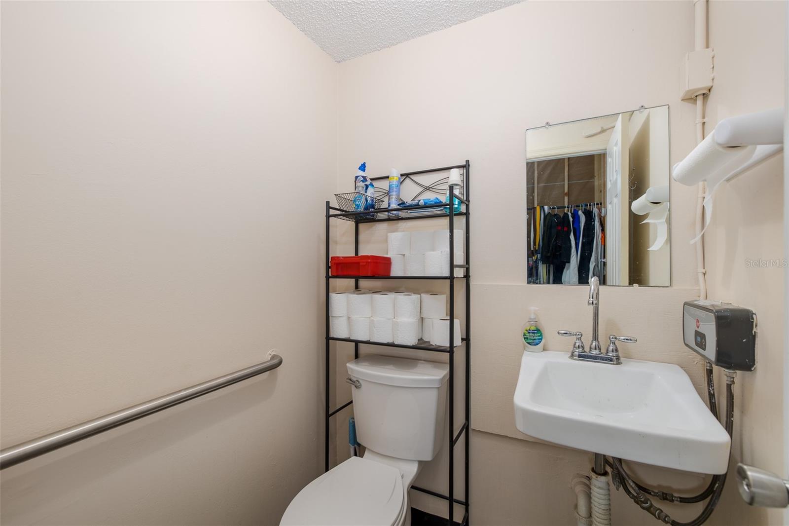 Business at 5345 MILE STRETCH DR, HOLIDAY, photo 20 of 26